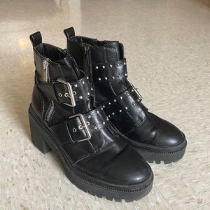 Faux leather boots from Stradivarius